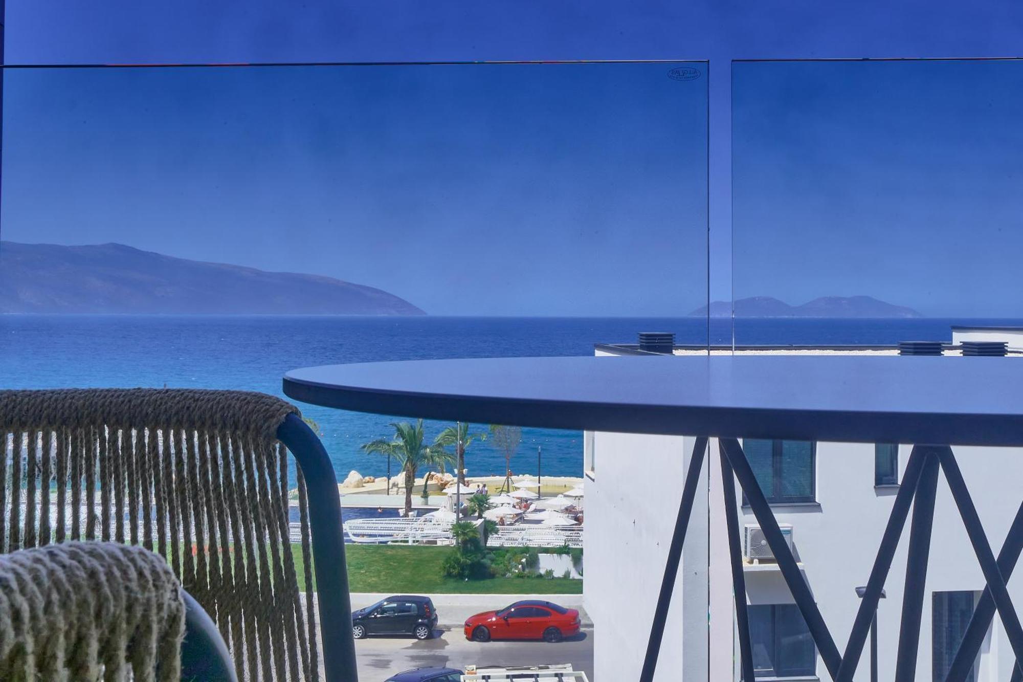 Azar Luxury Suites Vlorë Exterior foto