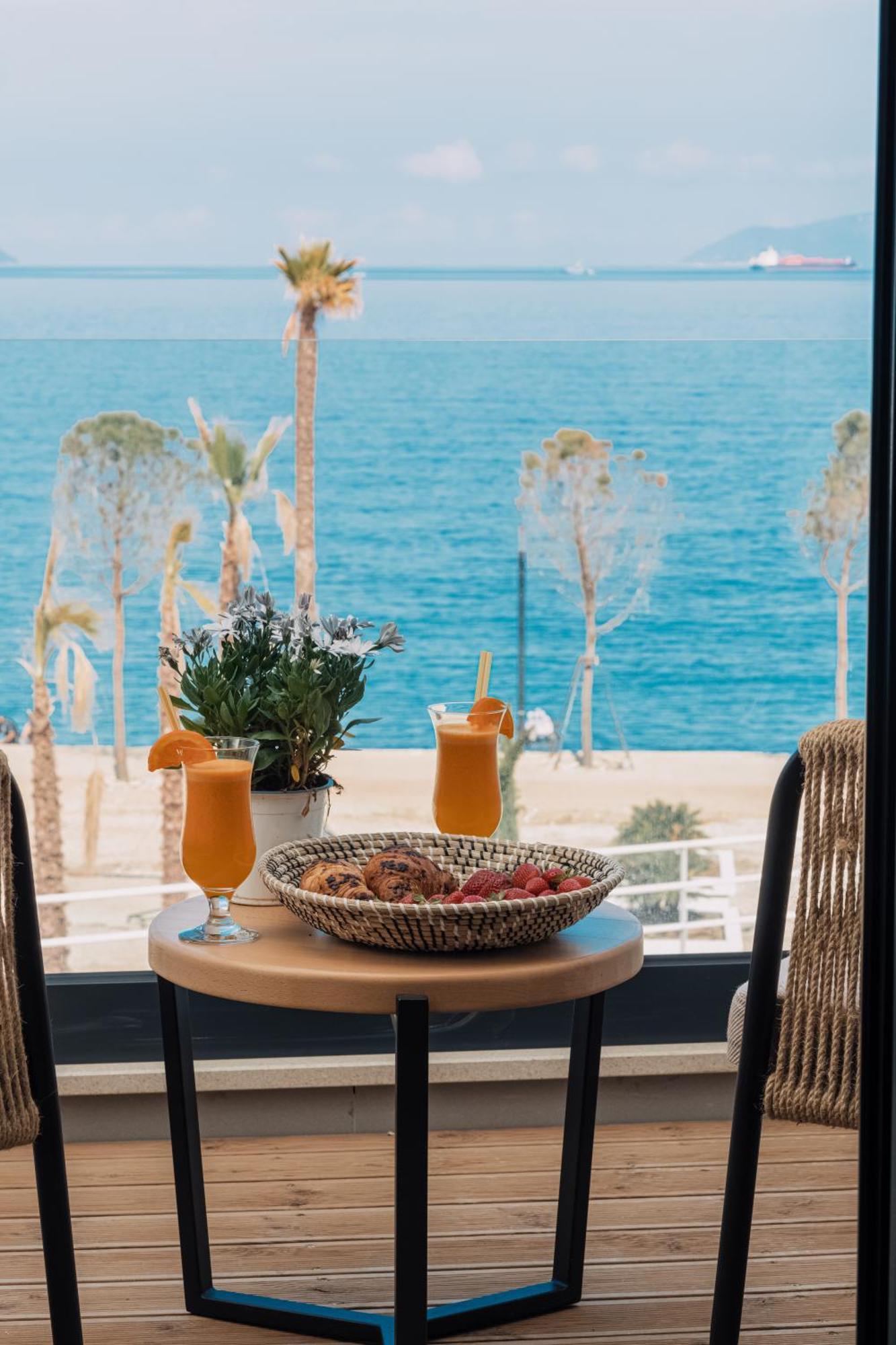 Azar Luxury Suites Vlorë Exterior foto