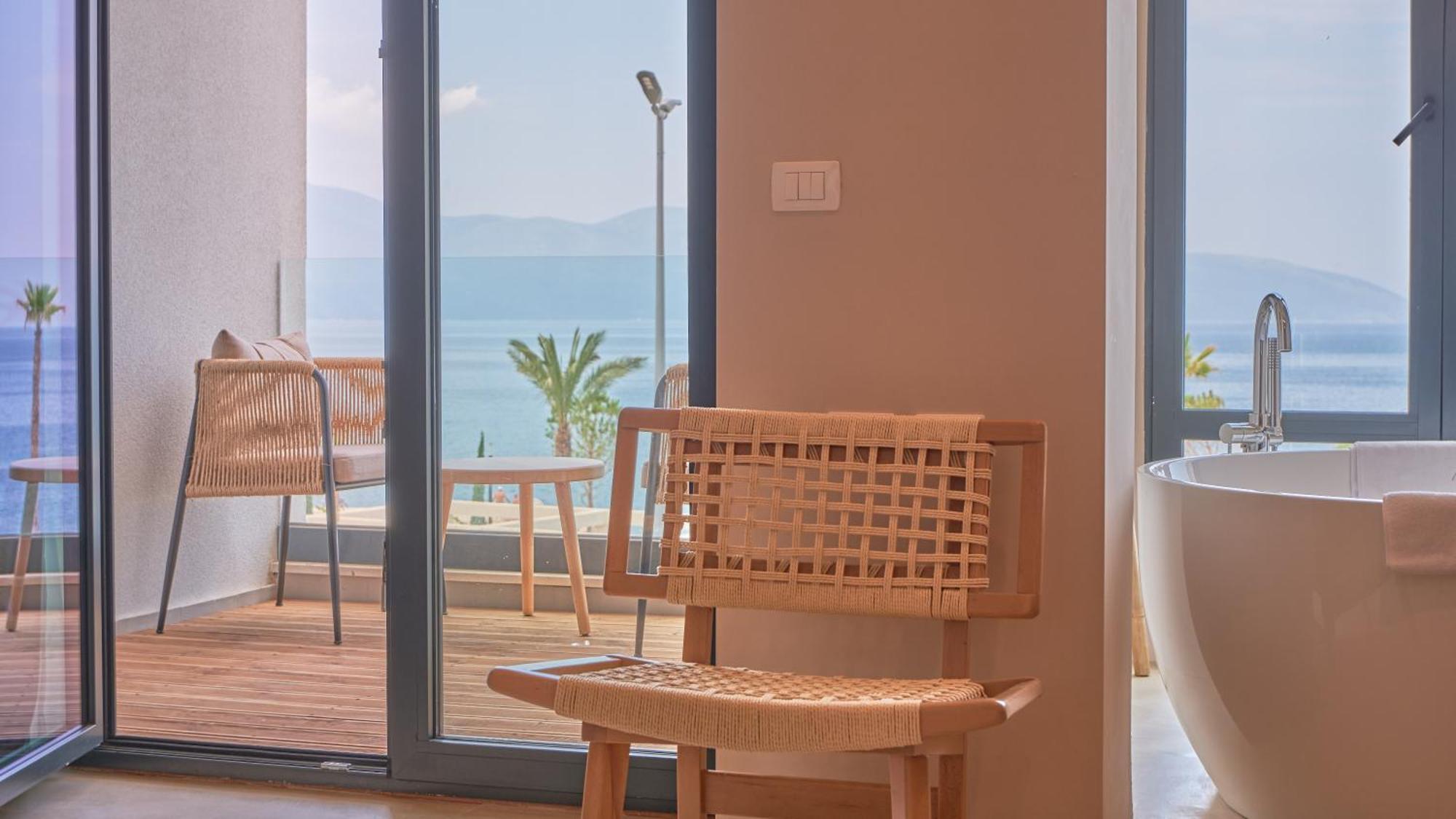 Azar Luxury Suites Vlorë Exterior foto